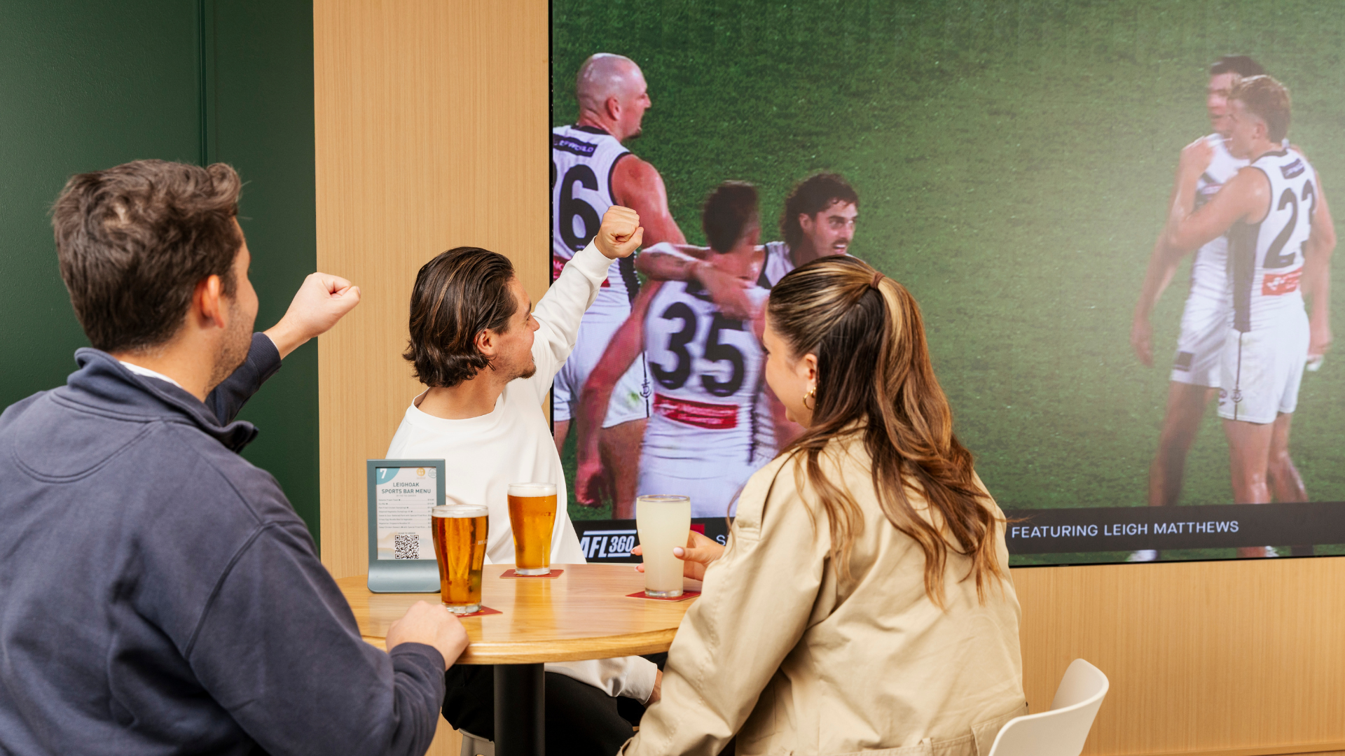 Sports Bar photo 1